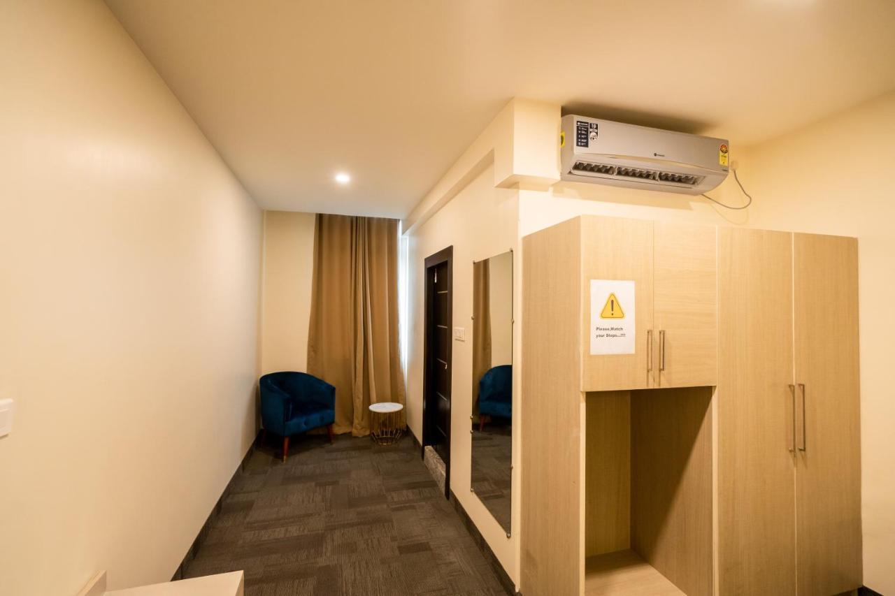 Royale Lalawi Hotel Aizawl Exterior photo