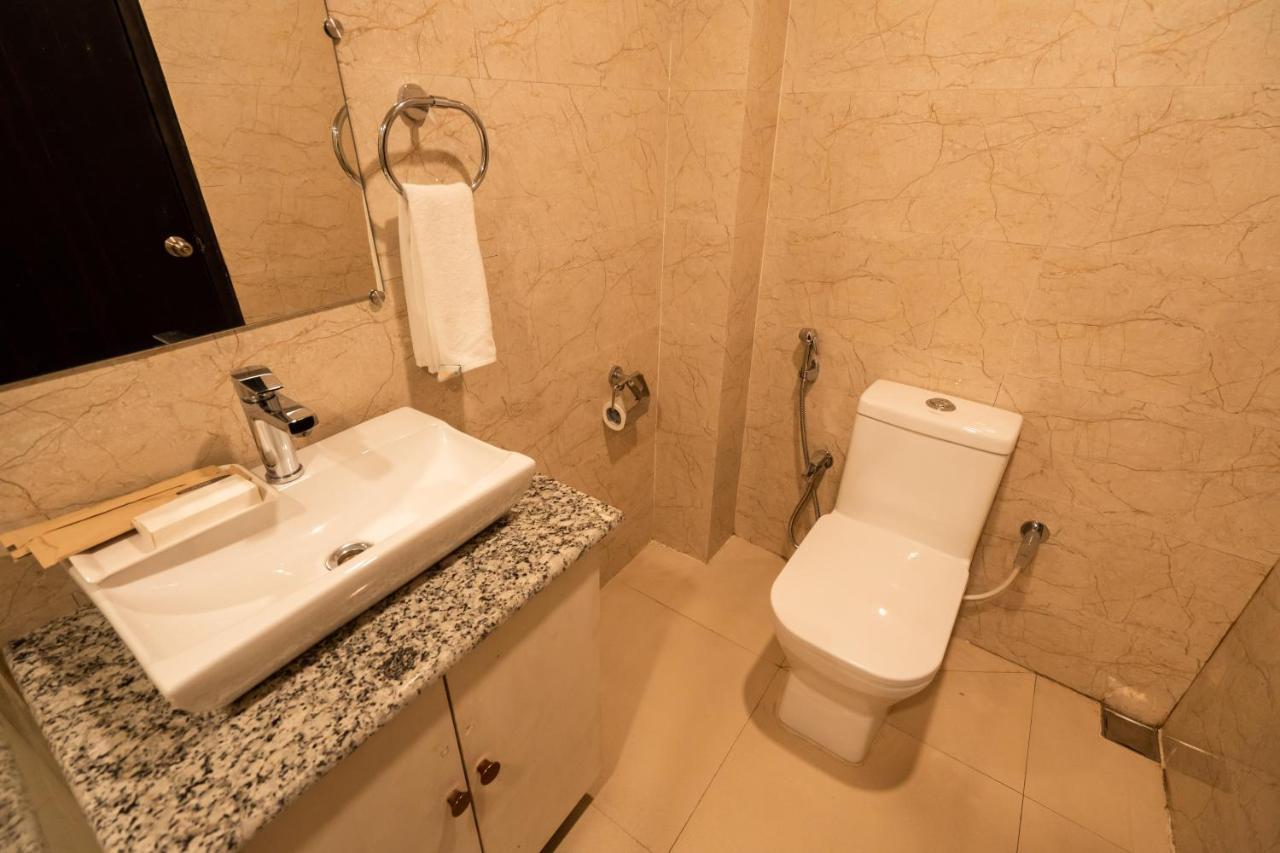 Royale Lalawi Hotel Aizawl Exterior photo
